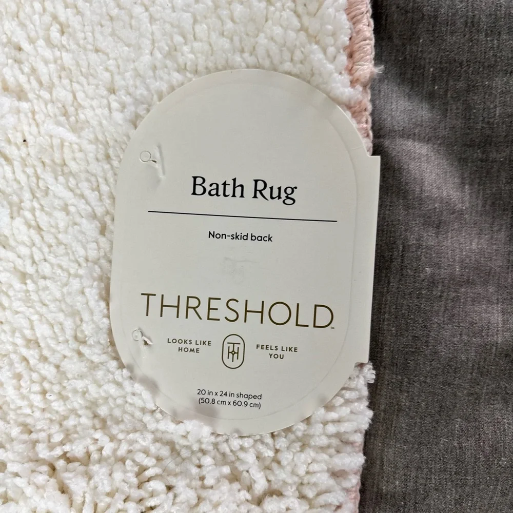Threshold Bunny Bath Mat, Size: 20x24, NWT